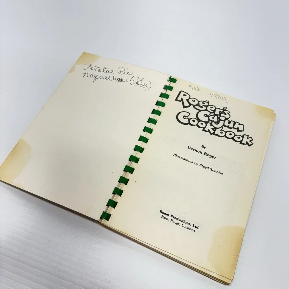 Vintage Vernon Roger Roger's Cajun Cookbook 1987 1st Printing Lousiana